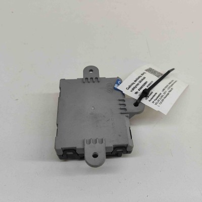 Modul de control ușă dreapta spate LAND ROVER RANGE ROVER VELAR L560 2018 OEM: J8A2-14D619-CC 30032801 foto