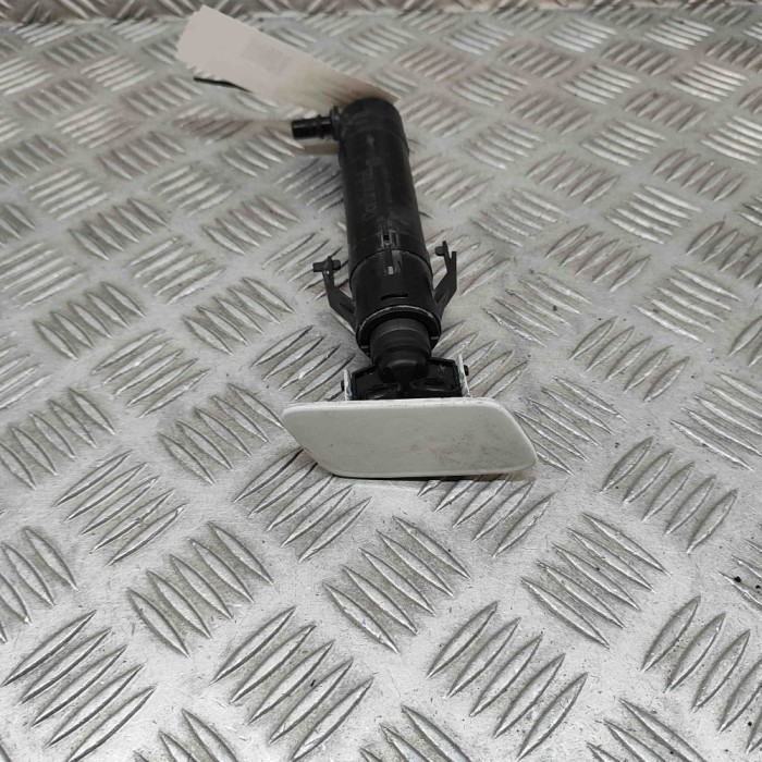 Pompa spălător far dreapta VW PASSAT Variant B7 365 2012 OEM: 3AA955104 30054840