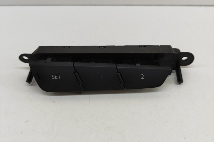 Buton de control scaun dreapta AUDI A3 Limousine 8YS 2022 OEM: 8Y0959770 24600642