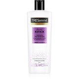 TRESemm&eacute; Biotin + Repair 7 balsam pentru regenerare pentru par deteriorat 400 ml
