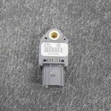 Senzor de impact dreapta spate TOYOTA HILUX VII Pick-up _N1_, _N2_, _N3_ 2011 OEM: 89831-04020 | 10613382
