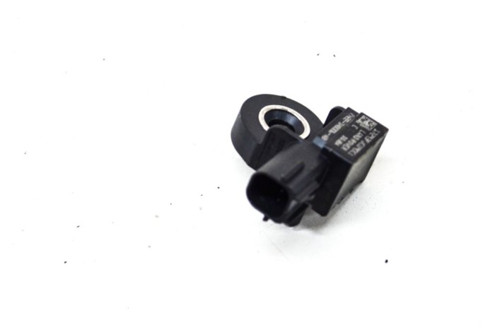 Senzor de impact dreapta față LAND ROVER RANGE ROVER EVOQUE L538 2017 OEM: FH22-14B006-AB 14554080