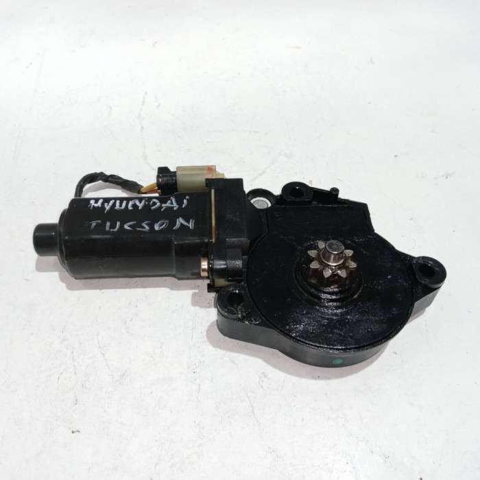 Motoras macara geam stanga spate Hyundai Tucson 2005-2010