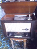 Radio cu lampi Braun Type 222 UKW Phono .An 1952-53