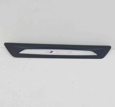 Ornament prag dreapta față BMW 1 F20 2013 OEM: 8055520 foto