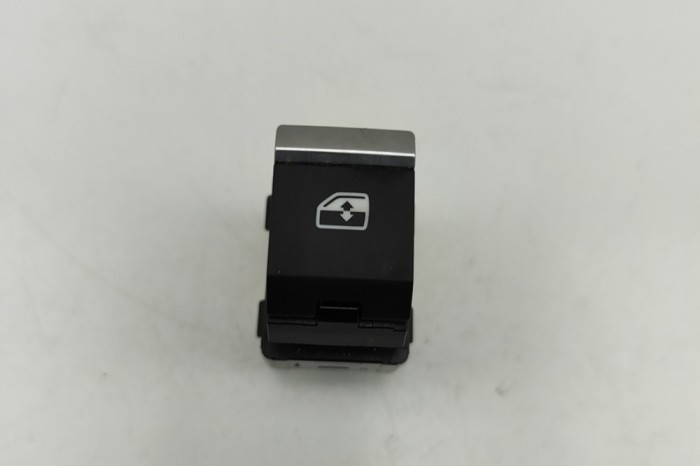 Buton geam ușă dreapta spate AUDI Q7 4M 2016 OEM: 4M0959855 | 31801464