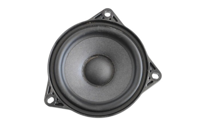 Difuzor planșa de bord TESLA MODEL Y 2022 OEM: 1079742-00-B 23310805