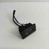 Port USB/AUX-In FORD RANGER TKE 2018 OEM: EB3B41045P26,19A164-AA | 29929727