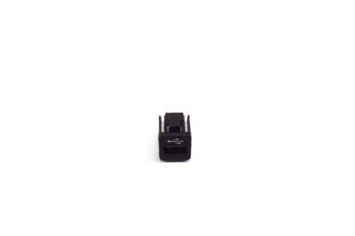 USB BMW 3 G20, G28 2021 OEM: 9229294 14683661 foto