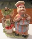 Cumpara ieftin PVM - Bibelou mai vechi "Bucatar" / portelan / 15 cm x 7 cm x 19 cm (H) 500 g / fara marcaje / Stare!