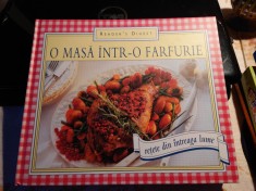 O masă &icirc;ntr-o farfurie, rețete din lumea &icirc;ntreagă - Reader&#039;s Digest