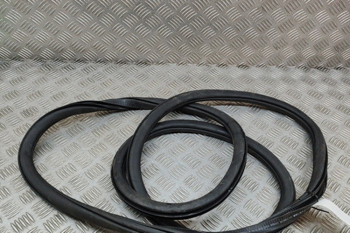 Garnitura ușă st&acirc;nga față VW ID.4 E21 2022 OEM: 11A867911B | 27574804