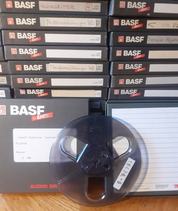 Role de 13 cm cu cutii BASF