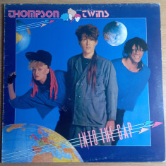 LP (vinil vinyl) Thompson Twins – Into The Gap (VG+)