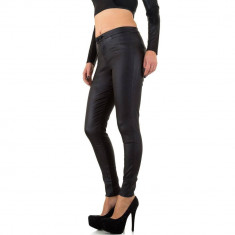 Pantaloni sic, de culoare neagra, cu aspect de piele - Daysie Jeans foto