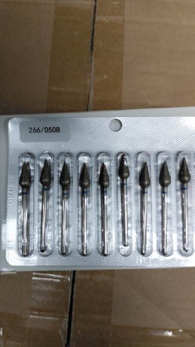 Bit pentru cuticulă diamant, picătură, br&acirc;u albastru, 266/050B