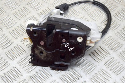 &amp;Icirc;ncuietoare ușă dreapta față VW PASSAT B7 362 2012 OEM: 3C1837016A 13572509 foto