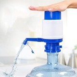 Cumpara ieftin Pompa Manuala Universala pentru distribuire apa