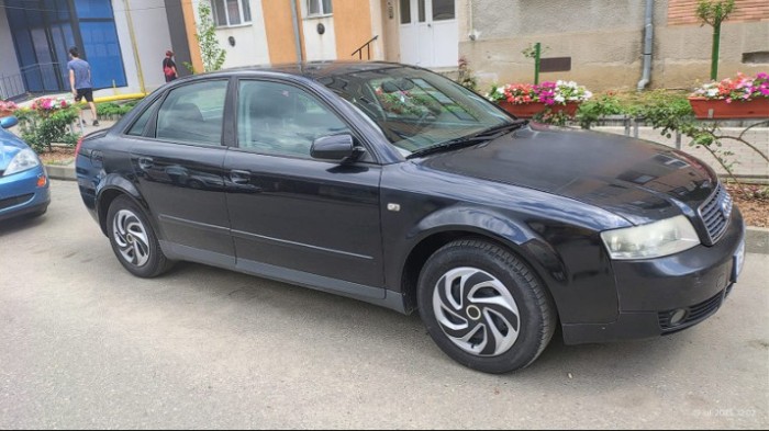 Vand Urgent Audi A4 B6 2002
