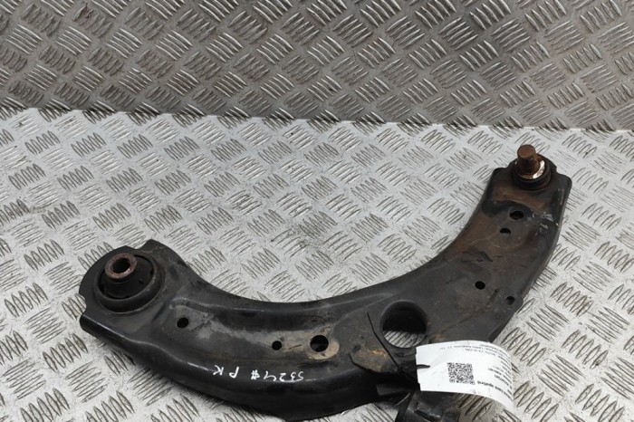 Braț inferior st&acirc;nga față MAZDA CX-30 DM 2023 OEM: DFR5-34-350B 31547241