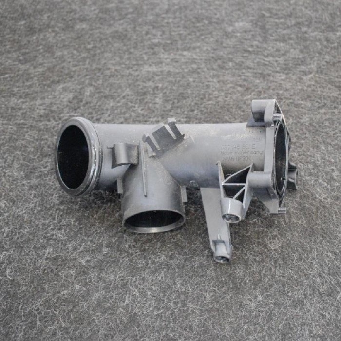 Furtun AUDI A1 8X1, 8XK 2010 OEM: 03C145861E | 3200583