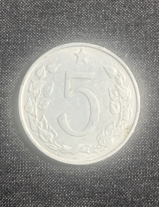 Moneda Cehoslovacia 5 haleri 1967