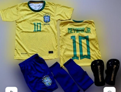 ECHIPAMENTE COMPLETE FOTBAL COPII 4/14 ANI,NEYMAR JR BRAZILIA,MODEL NOU foto