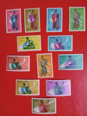 GUINEA, INSTRUMENTE MUZICALE - SERIE MNH foto