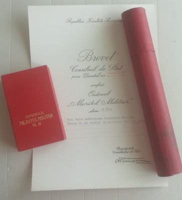 QW17 2 - Ordinul Meritul militar clasa a II-a RSR - setul complet + bonus foto