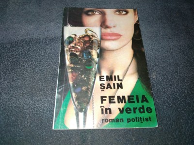 EMIL SAIN - FEMEIA IN VERDE foto
