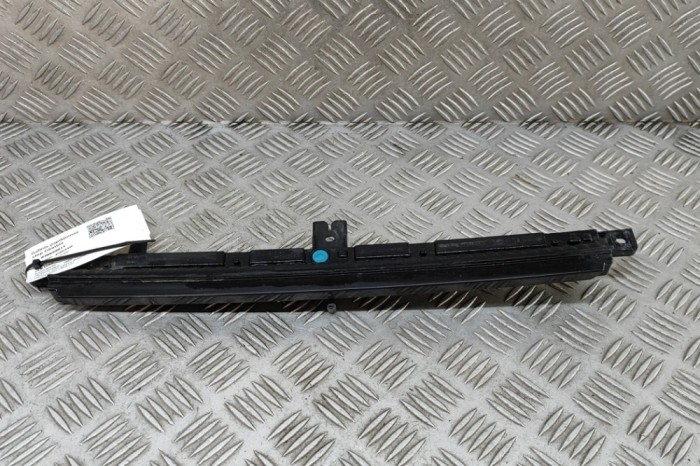 A treia lampa de fr&acirc;nă BMW iX I20 2022 OEM: 7953889 30699911