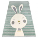 Covor PETIT RABBIT iepure verde, 140x190 cm