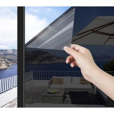 Folie Reflexiva protectie Geamuri termopan, montare pe interior cu Efect de Oglinda Pentru Intimitate si Protectie Solara, Negru, 45 x 300 cm, TopBaza
