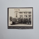 Fotografie de colectie, Fotograf anonim: In vizita cu Scoala Militara la Fabrica de Chibrituri Timisoara, Banat, Romania, 1929