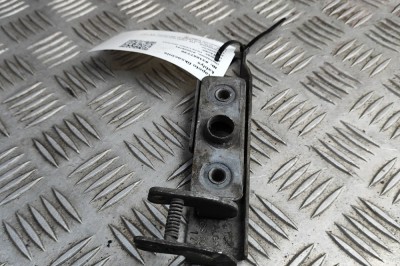 Zăvor de siguranță capota VW CRAFTER 30-50 Furgon 2E_ 2016 OEM: A9067500450 | 31057736 foto