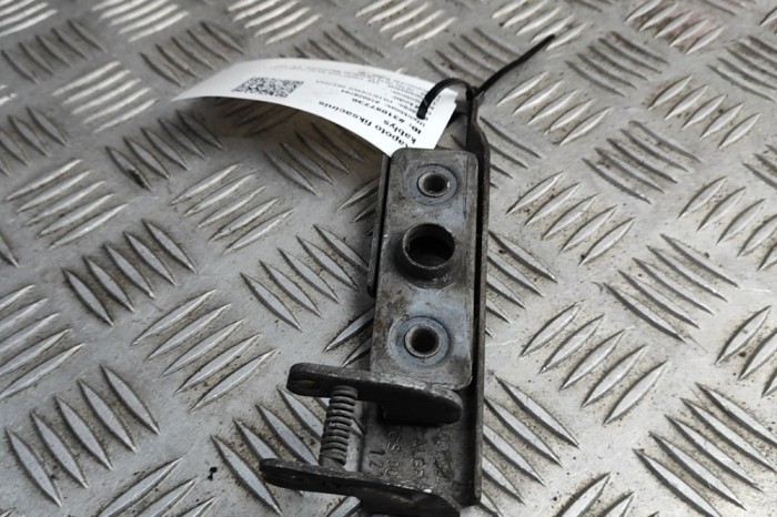 Zăvor de siguranță capota VW CRAFTER 30-50 Furgon 2E_ 2016 OEM: A9067500450 | 31057736