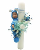 Lumanare pentru botez, 40 cm, cu trandafir criogenat, hortensii criogenate, flori naturale uscate si iepuras somnoros (personalizabila cromatic si cu
