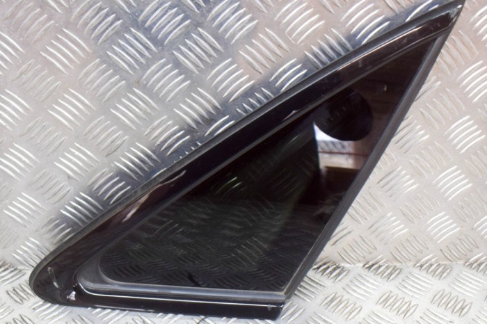 Geam lateral dreapta spate AUDI A4 8W2, B9 2018 OEM: E000001,43R-001795,8W5845298C 12320297