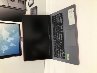 Asus VivoBook S15, I5 8250, 16 Gb DDR4, SSd 512, video dedicat GF foto