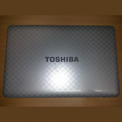 Capac LCD Toshiba 755 (putin zgariat) foto