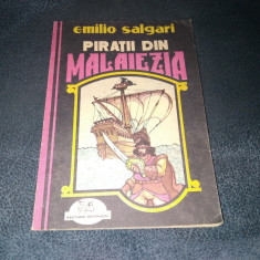 EMILIO SALGARI - PIRATII DIN MALAEZIA