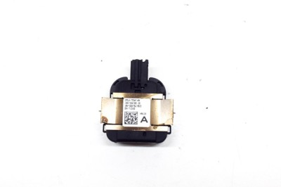 Senzor de ploaie JAGUAR E-PACE X540 2019 OEM: CPLA-17D547-AN | 14371663 foto
