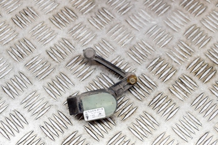 Senzor de nivel &icirc;nălțime st&acirc;nga spate AUDI Q7 4L 2006 OEM: 15160100592,7L0616571B 15284348