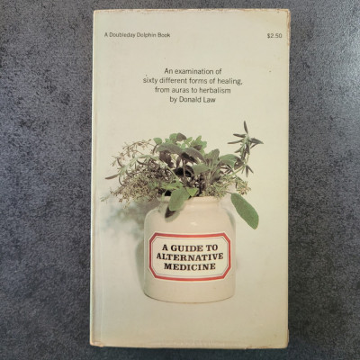 A guide to alternative medicine (1976) foto