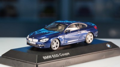 BMW 6 series (F13) - Paragon Models 1:43 foto