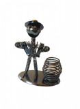 Cumpara ieftin Ornament decorativ, Muzicant din metal cu suport de pixuri, Nergu, 18 cm, 356-5DX