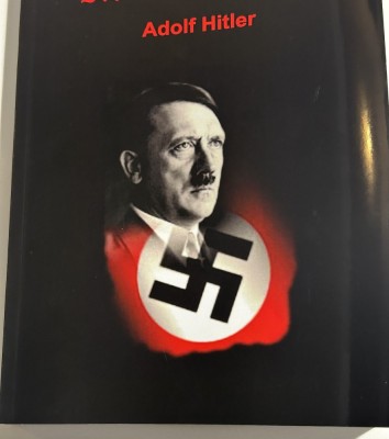 Mein Kampf - Adolf Hitler foto