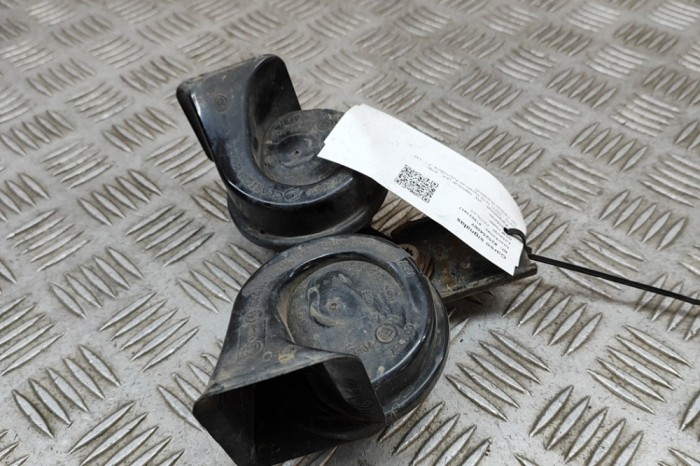 Claxon VW AMAROK 2H_, S1B 2016 OEM: 3B0951221D,5C0951223C 25254007