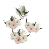 Cocarda cu floare de cires din Sapun si Flori Naturale Uscate - Alb-Roz
