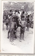 bnk foto Copii la plaja - Eforie Sud anii `70